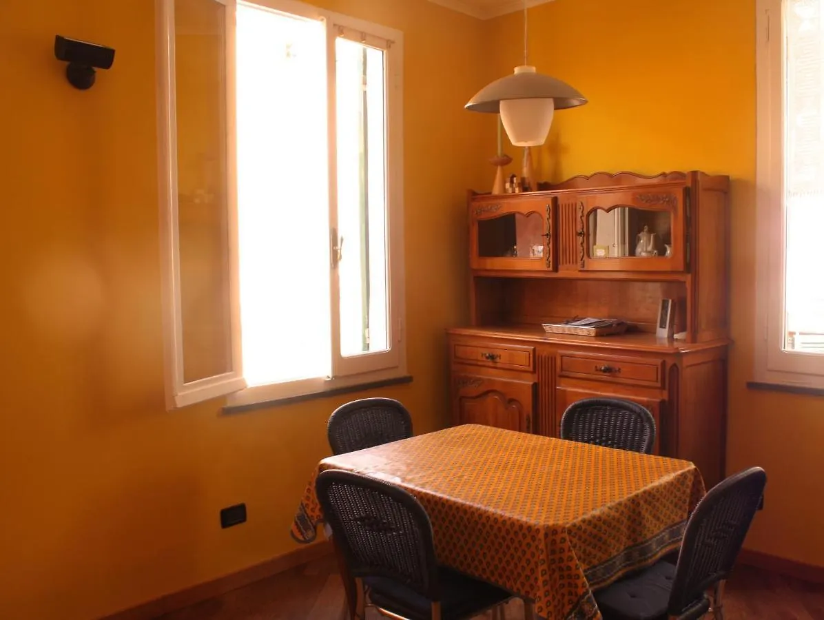 La Terrazza Apartment Vernazza 0*,  Italy